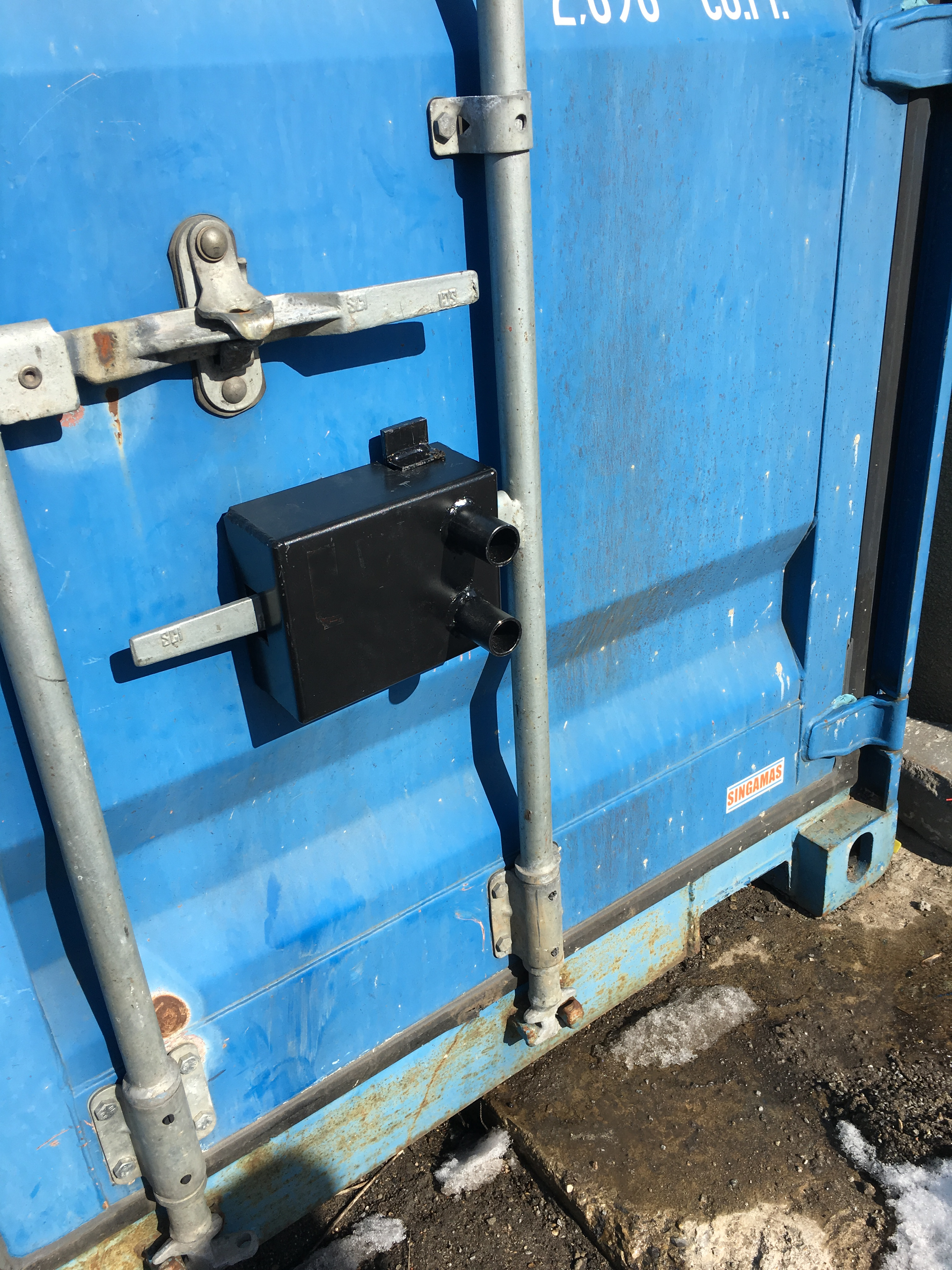 Запорные устройства для дверей контейнера